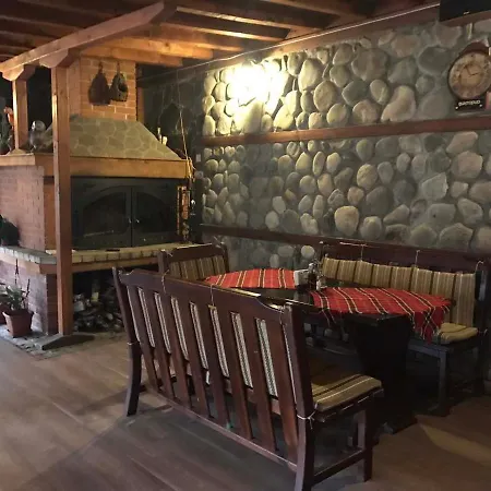 ホテル Семеен Хотел Викторио 3*